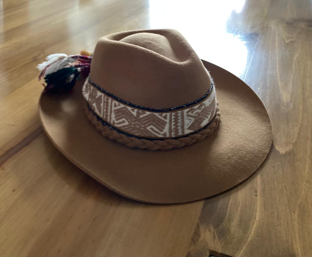 Sombrero Tupac (small)